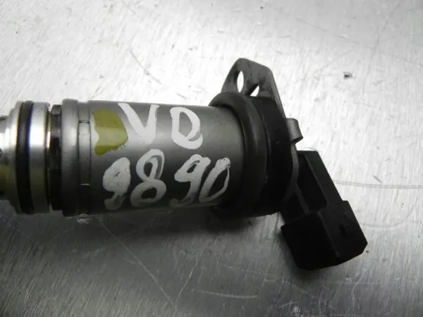 Motor de control de válvulas BMW OEM 13451629A - Usado image 3