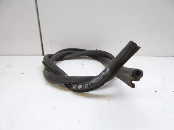 A6 C5 97-01 Junta de Compartimento do Motor 4B0823731C image 3