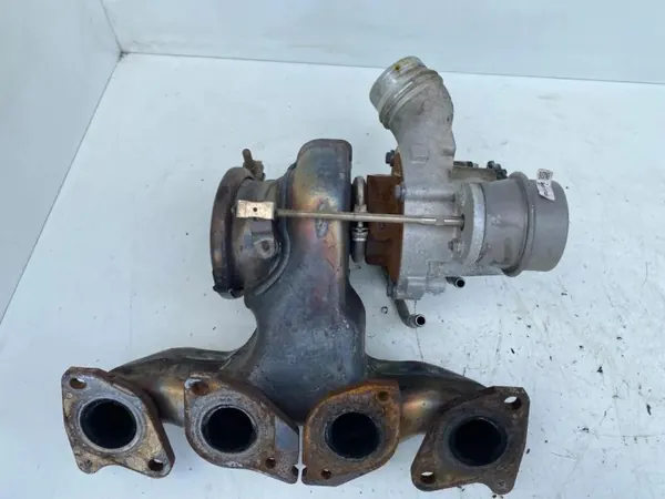 Turbo VOLVO V40 Hatchback 16399700013 1.5L 90kW image 4
