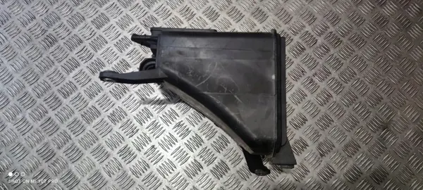Filtro de carbón Porsche Cayenne OEM 7L0201801 image 3