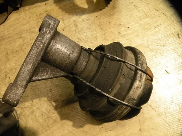 Motorhalterung Volvo V90 S90 S60 II 2 2.5 2.9 OE image 5