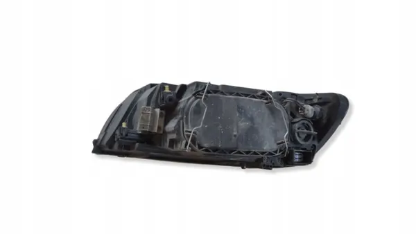 Farol direito usado OEM 30698886 para Volvo V50 image 4