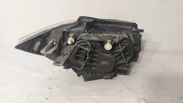 Farol dianteiro esquerdo BMW 1 E81 E87 image 4