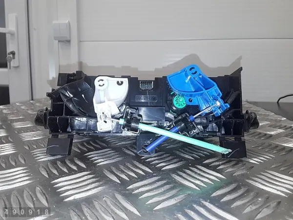 Module de contrôle AC Nissan Primastar OEM 285257697R image 3