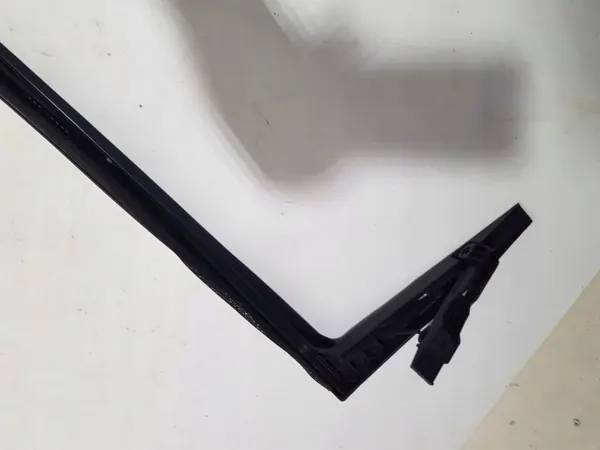 Deflector Mercedes W212 OEM A2127840170 image 5
