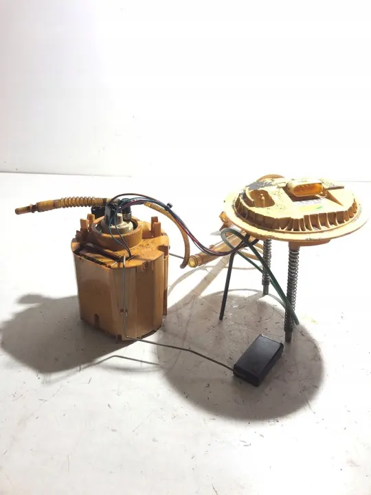 Mercedes-Benz ML W164 Bränslepump OEM A1644700394 image 2
