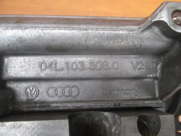 VW AUDI A4 1.6 2.0 TDI Cilinderkop 04L103373E 04L103064F image 9