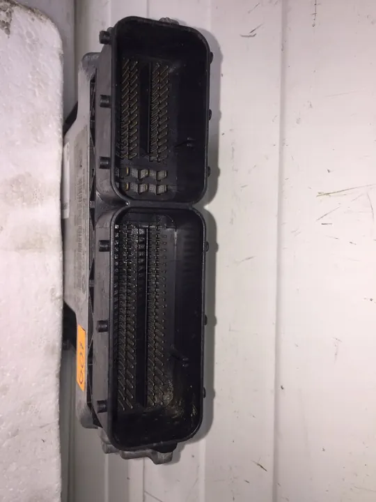 BMW E65 Ohjain 0281013500 DDE 7803369 image 4