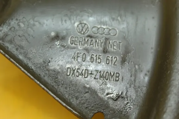 Protetor de Freio Traseiro Direito Audi A6 S6 C6 4F0615612 image 2