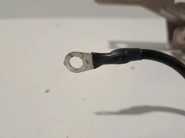 Bisagras de maletero BMW M8 OEM 7417334 - Usado image 5