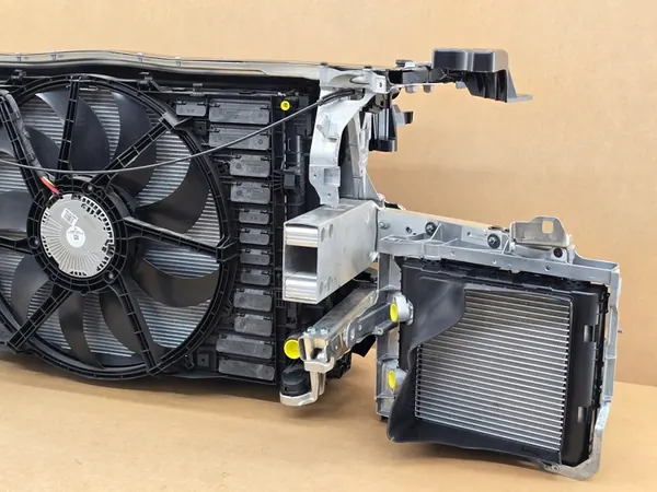 Voorkoeler Mercedes AMG GT X290 63S E Performance image 9