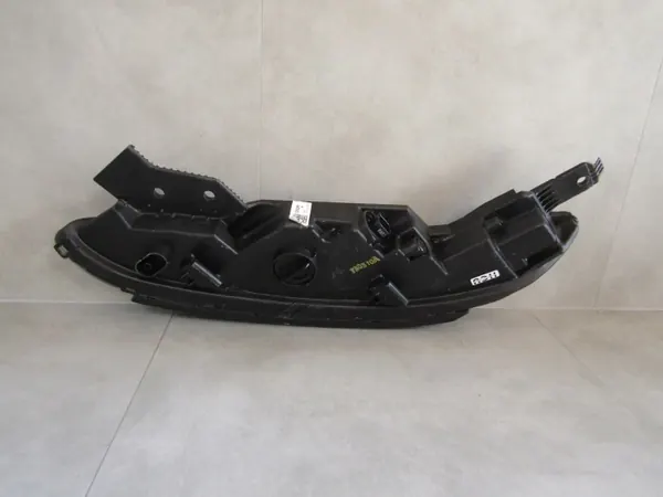Faro Delantero Hyundai Kona OEM 92208J9500 LED DRL image 3