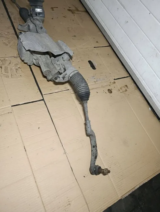 Boîtier de direction Mercedes Classe B W246 OEM 2464602101 image 3