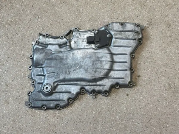 Pieza motor BMW M5 F90 usado OEM 7852328 image 2