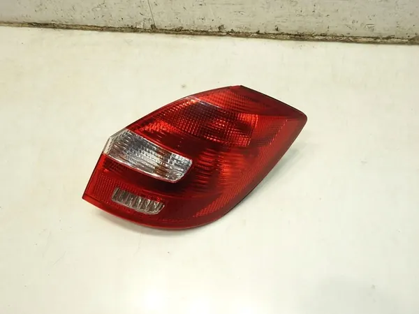 Luz Trasera Derecha Skoda Fabia II Kombi image 7