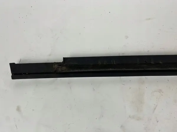 Junta ventana trasera Maserati Quattroporte OEM 12345 image 7