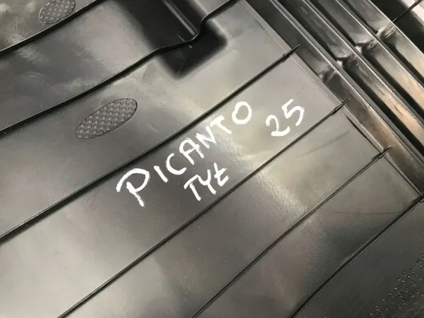 Kia Picanto III tavaratilan suojus OEM 85770-G6200 image 5