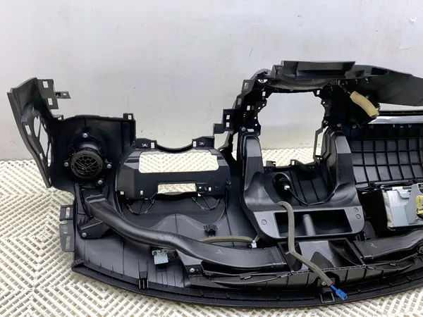 Tableau de bord NISSAN JUKE F15 avec airbag passager OEM image 9