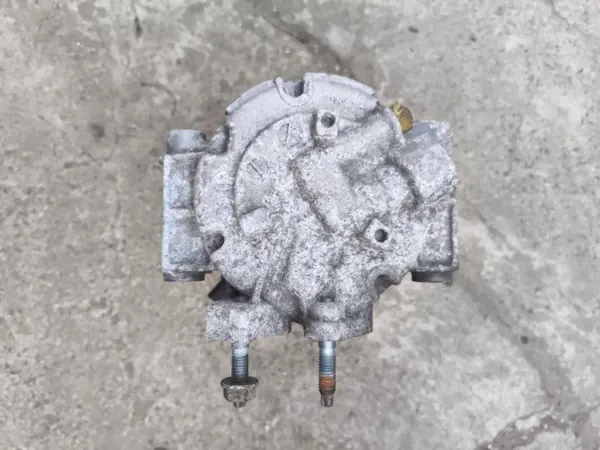 Compressore AC Ford OE AV1119D629AC image 3