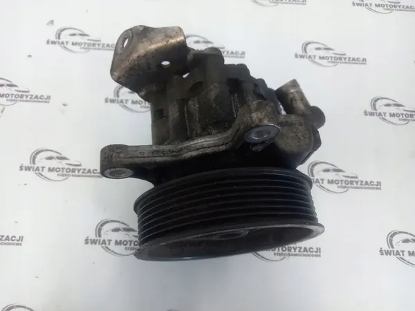 VITO W639 3.0 CDI Servostyrningspump A0064665201 image 2