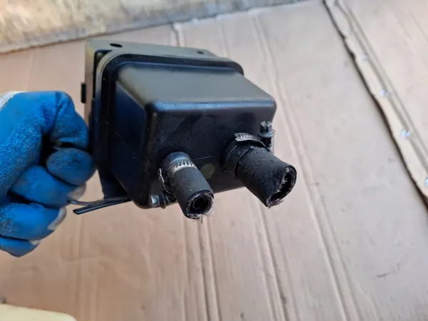 Réservoir direction assistée OEM 33-85920 Aston Martin DB7 image 3