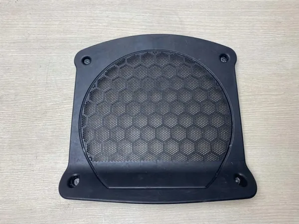 BMW 3 2021 lågtonshögtalare höger OEM 2622862 image 8