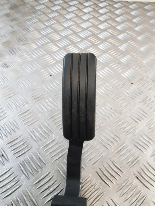 Kaasupoljin OEM 180021343R Dacia Lodgy:lle image 4