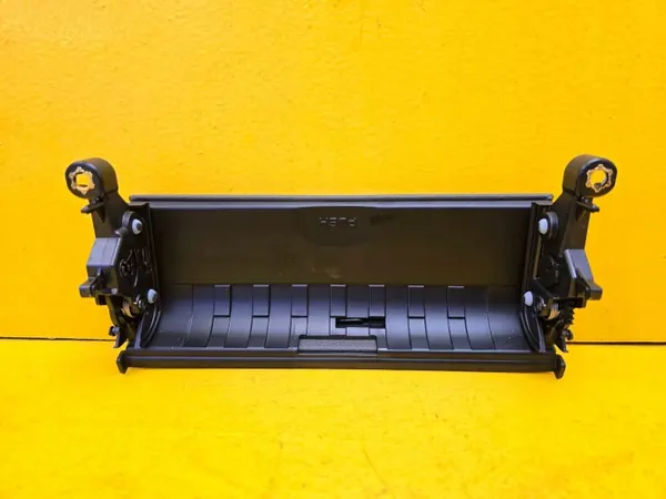 Askkopp Porsche Macan 95B OEM 95B858100 - Begagnad image 4