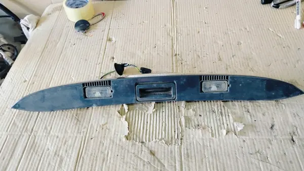 OEM PL194077 Cache Éclairage Plaque Ford C-Max image 3
