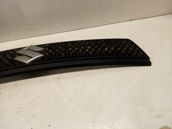 Griglia anteriore paraurti Suzuki Swift III 08- OEM 7174163J00 image 7