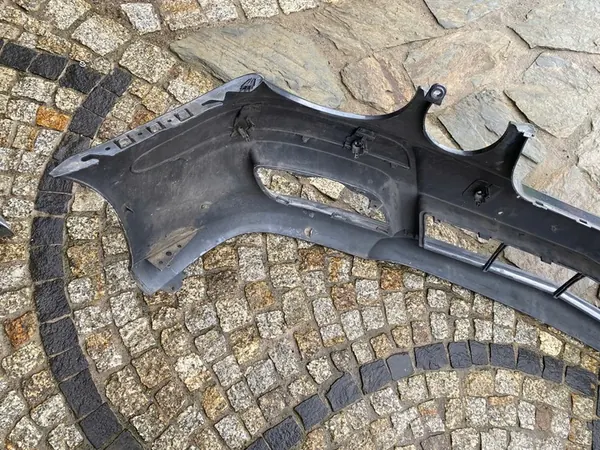 MERCEDES 211 Parachoques delantero usado OEM 2118800840 image 7