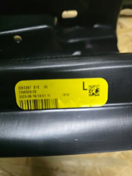 BMW X3 G01 tavaratilan hylly OEM 7396559 7396560 image 5