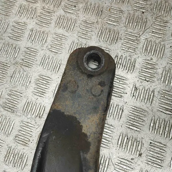 Braccio di controllo inferiore anteriore RENAULT MASTER III 8200688875 image 5