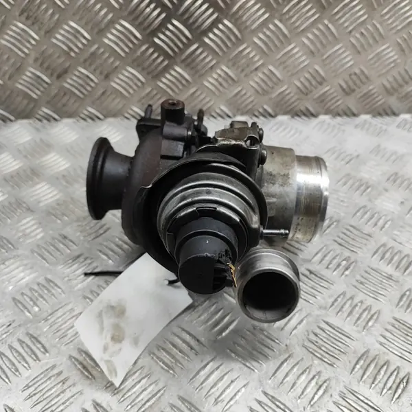 Turbo Volvo S60 II GTC1444VZ 2.0L Diesel 100kW image 4