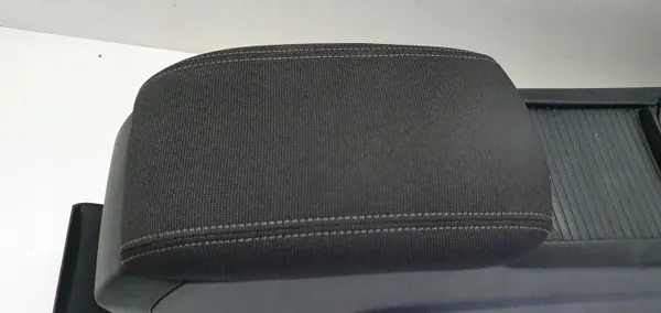 Túnel de reposabrazos Peugeot 308 T9 II OEM TUNEL 308 T9 image 3