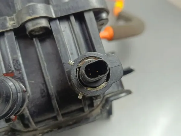 Chauffage liquide Kia EV6 OEM 375V2GI100 - Occasion image 4