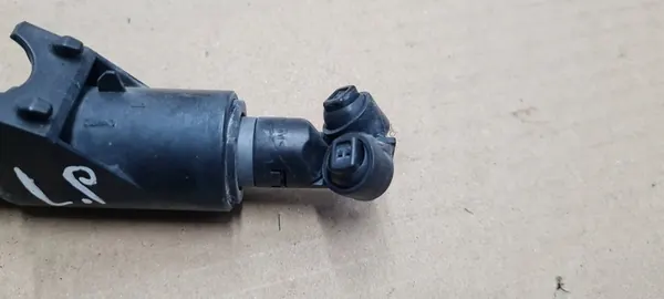 Voorlamp sproeier Audi A5 2019 8W6955101A image 5