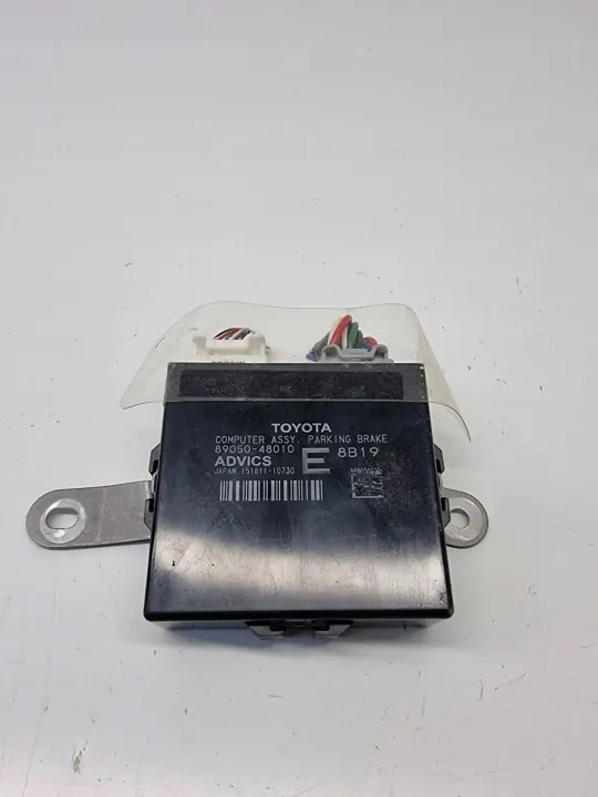 Lexus handbromsmodul OEM 8905048010 RX 450H 2018 image 2