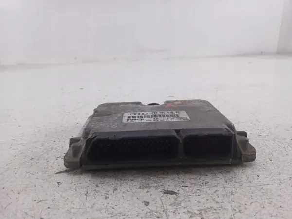 Módulo ECU Audi A3 S3 8L OEM 038906018BA image 4