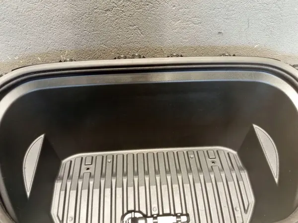 Tesla OEM 1492606-00-E Vorderer Kofferraumwanne image 4