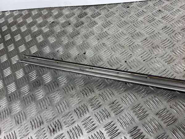 Heckfensterleiste links Tesla Model X OEM 103224900B image 7