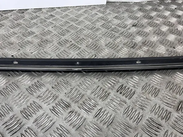 Heckfensterleiste links Tesla Model X OEM 103224900B image 9