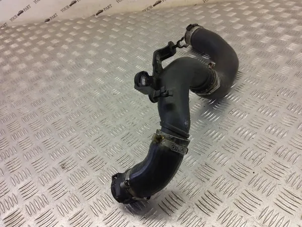 Renault Captur 2014 Intercooler Schlauch image 8