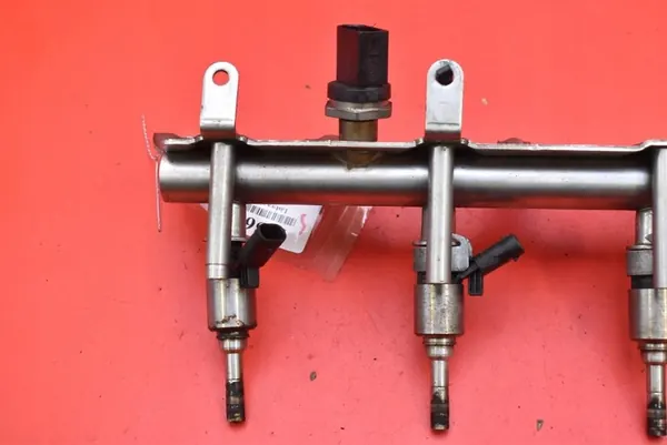 Rampe d'injection 06J133317G Audi A5 8T 1.8 TFSI Coupe image 5