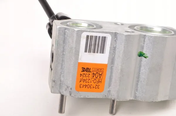 AC-jäähdytinventtiili OEM 32130443 Volvo XC90:lle image 5