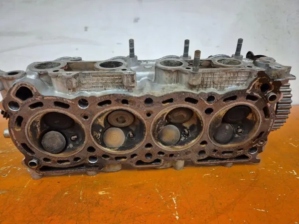 Sylinterikansi Suzuki OE OEM Wrakomania-30161-6IA image 9