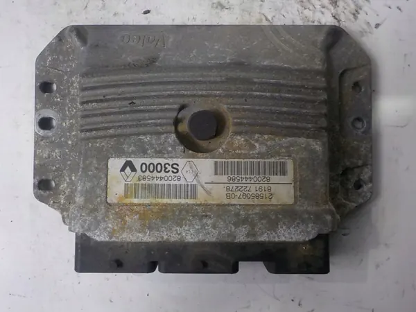 Computador Renault OEM 8200444583 8200444586 - Usado image 2