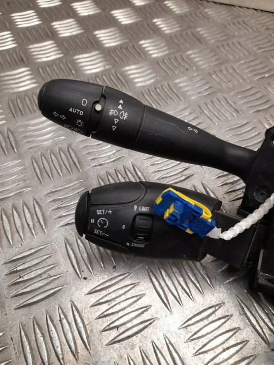 Stuurkolomhendel (multifunctionele knop) Peugeot 308 image 2