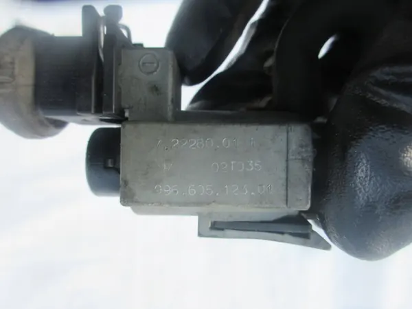 Válvula de vácuo de ar Porsche 911 996 image 3
