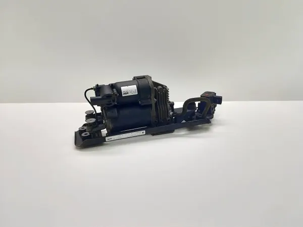 BMW OEM 6789937 Luftfjädring kompressor pump image 3